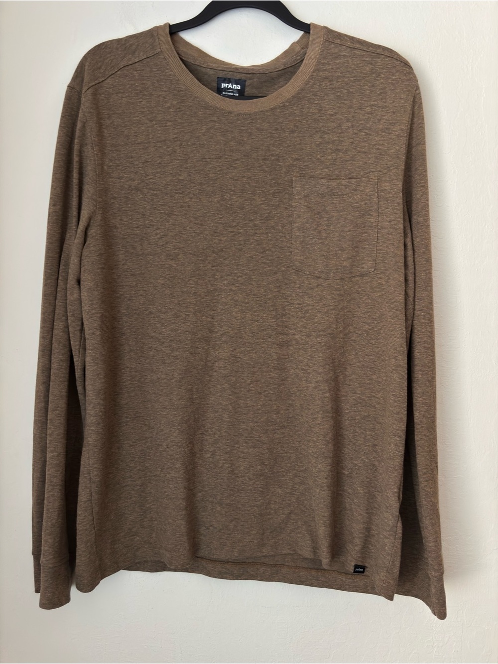 PrAna Cardiff Long Sleeve Pocket T-Shirt Mens Medium Bed Rock Heather Hemp Blend